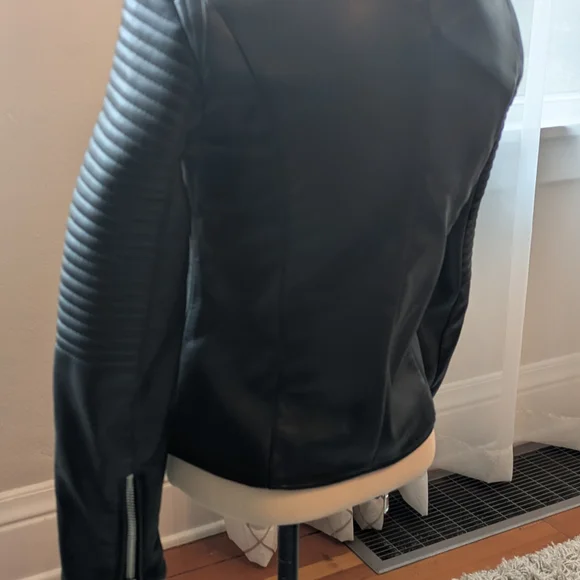 Zara Black Faux Leather Moto Jacket. - Picture 6 of 7